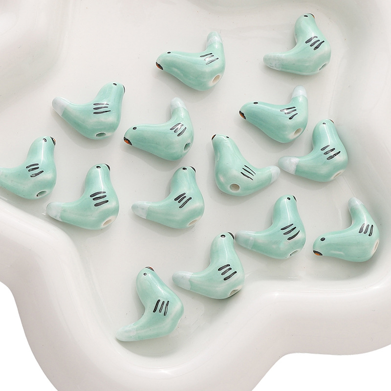 4:Blue green white tail 20x14mm 1 piece/pack