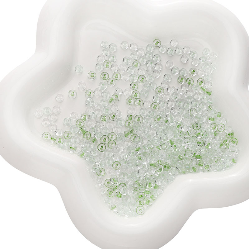 26:Light green 2x4mm 10g/pack about 150 pieces
