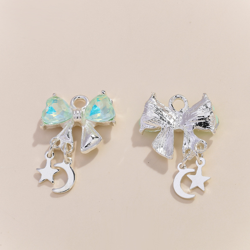 3:3 light blue-green mocha on silver background