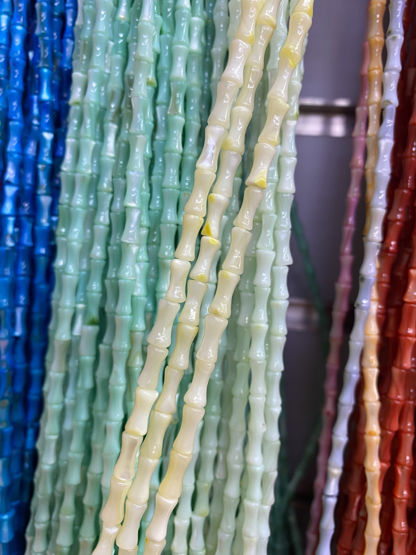 17:Light yellow one treaty 47 pieces