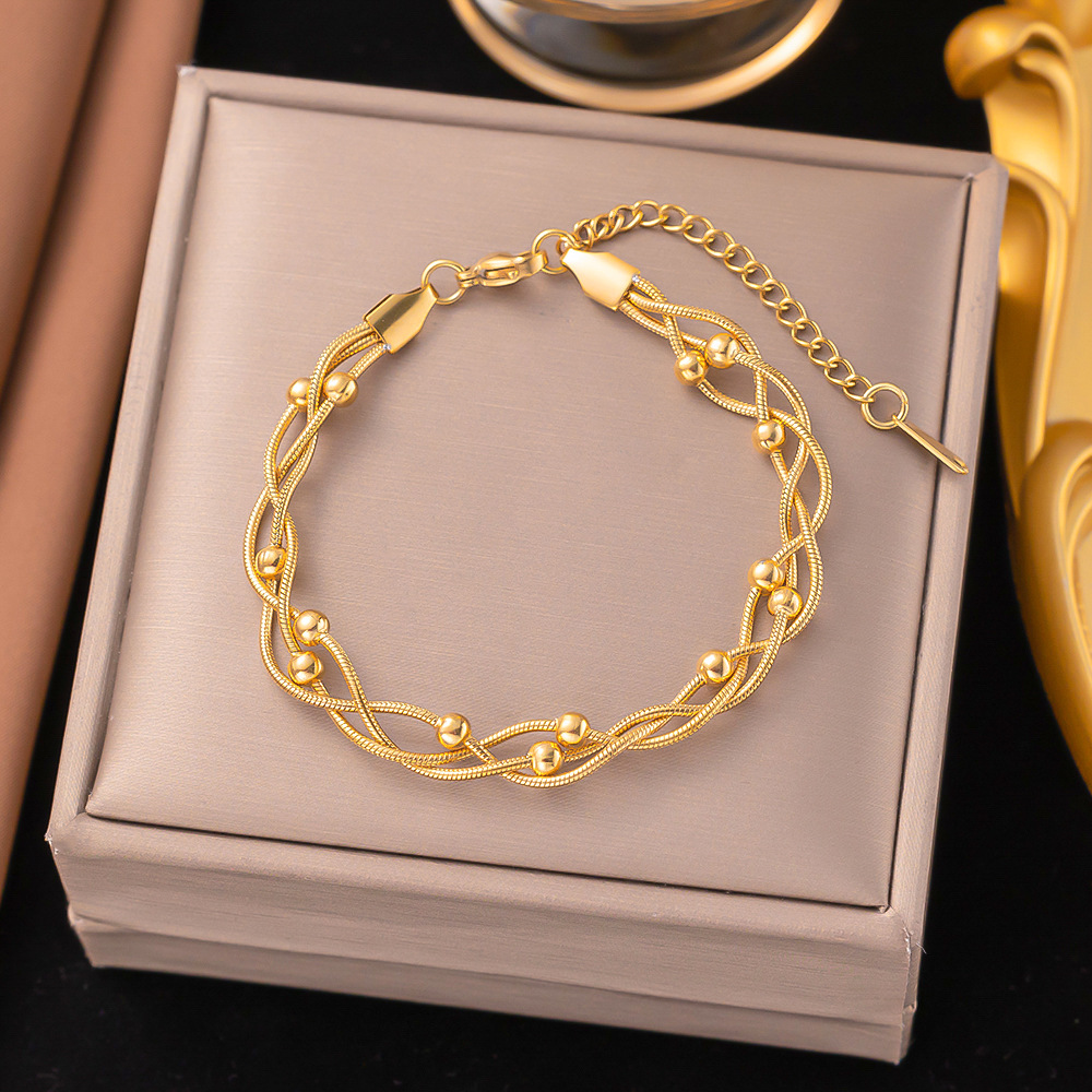 3:Bracelet gold