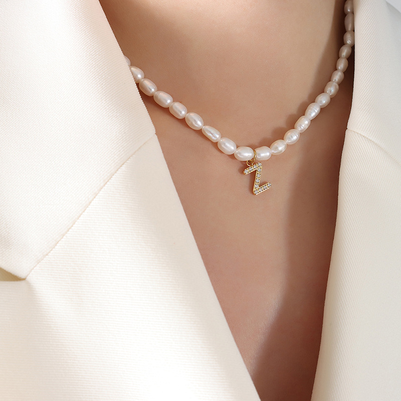 26:P1301-Z letter gold necklace 38 7cm