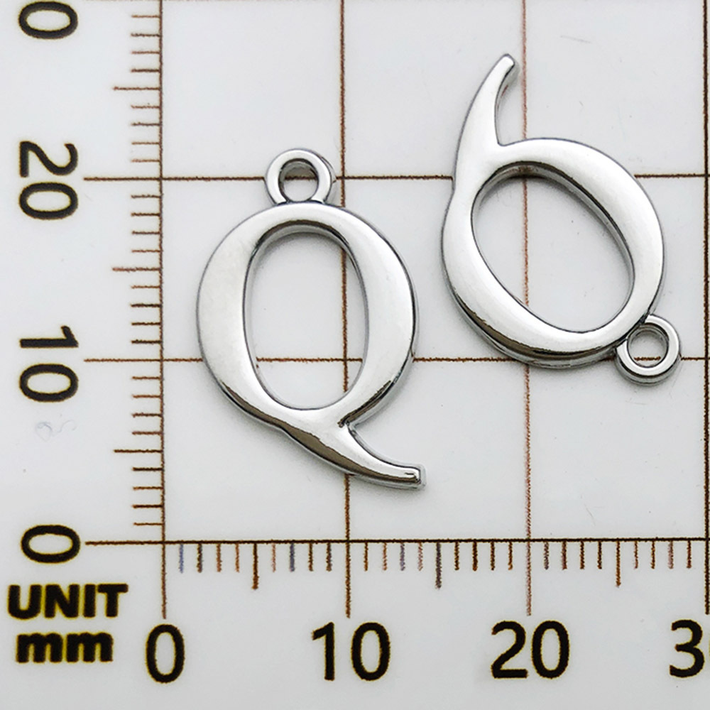 18:1 white k rack plated letter q-12x20mm-0.9g