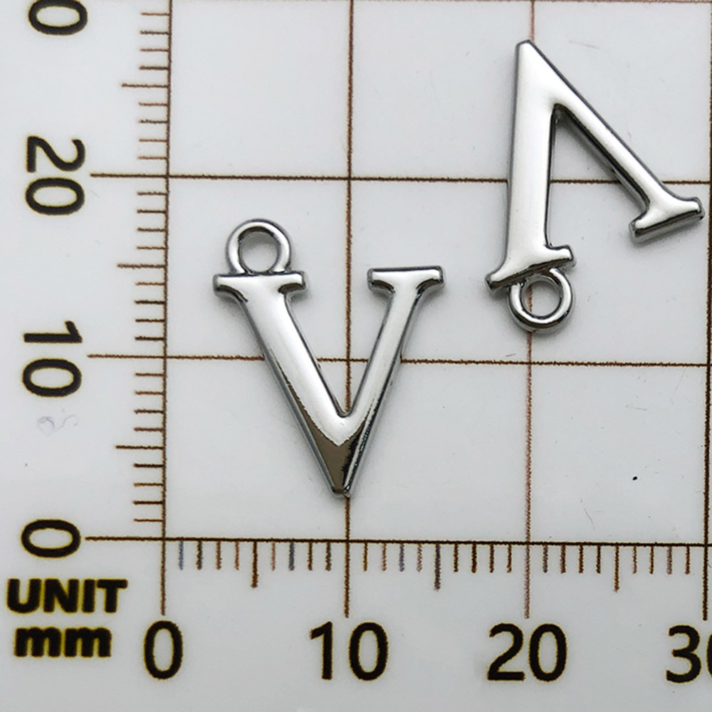 23:1 white k rack plated letter v-13x15mm-0.7g