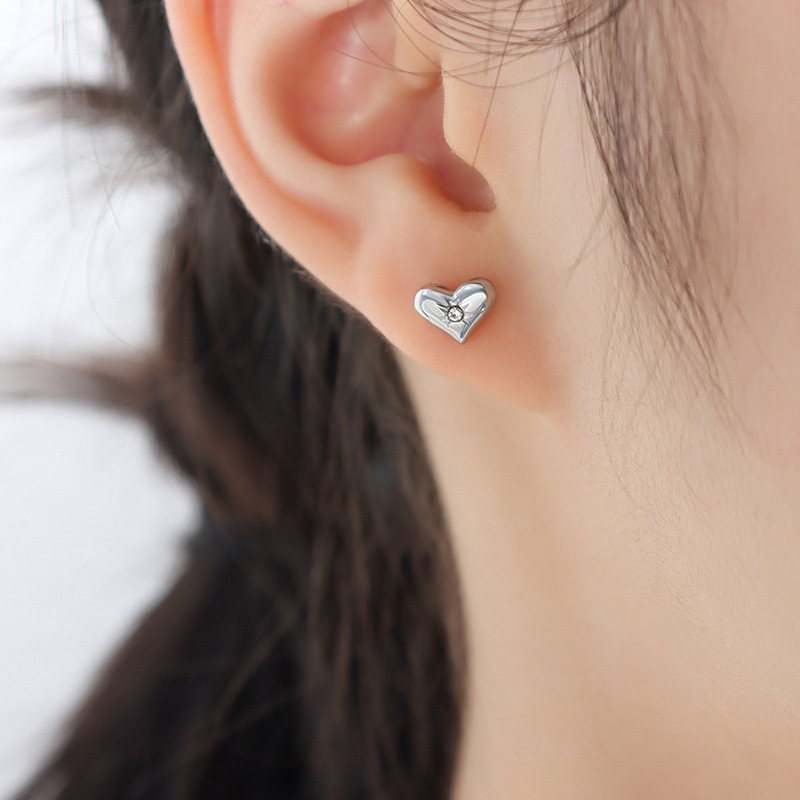3:F788-steel stud earrings