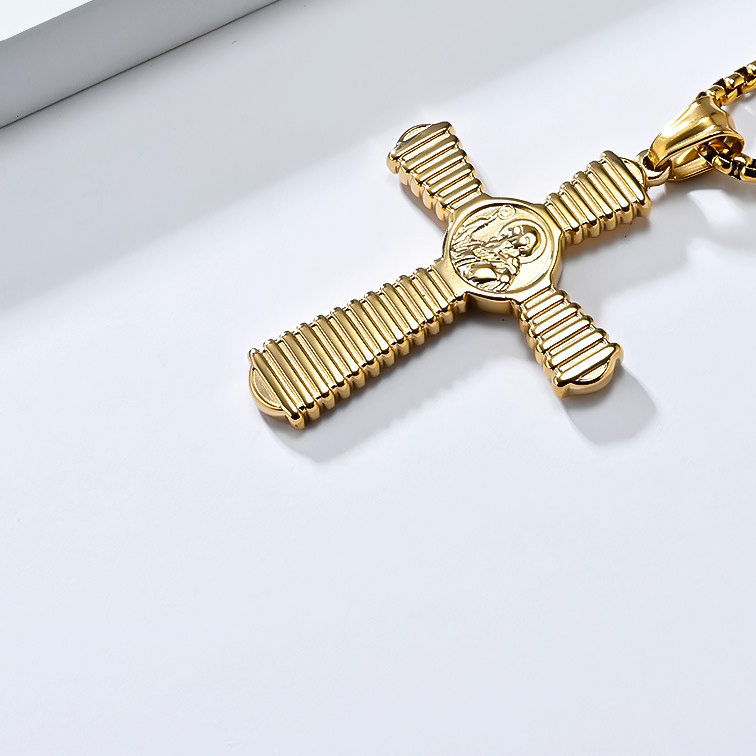 2:Gold single pendant