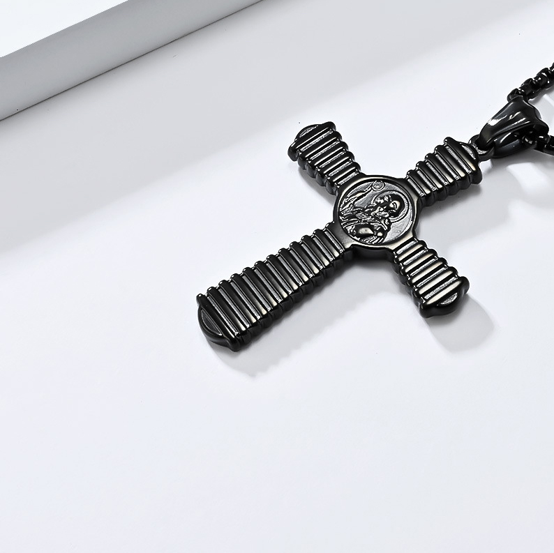 3:Black single pendant