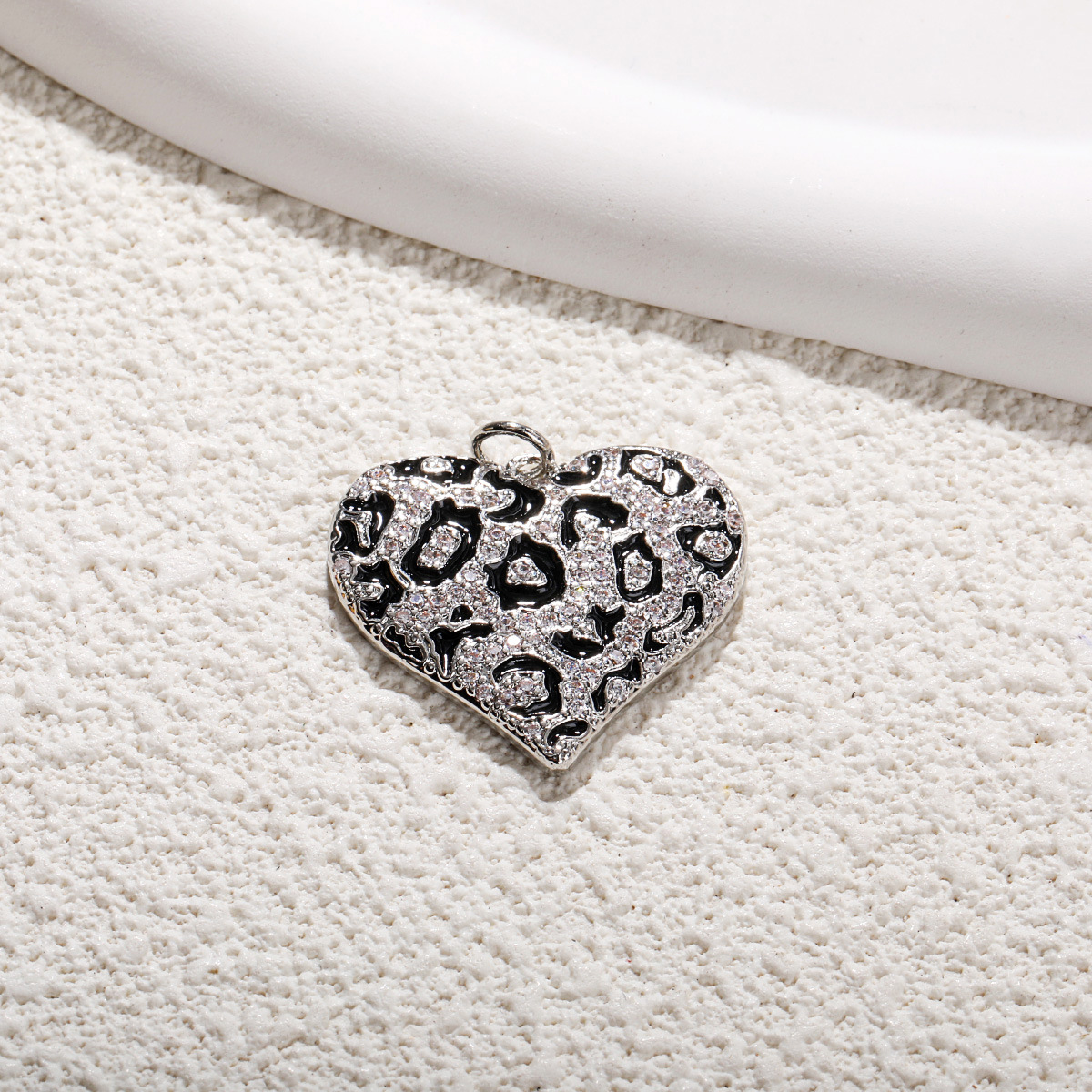 9:大号银色豹纹