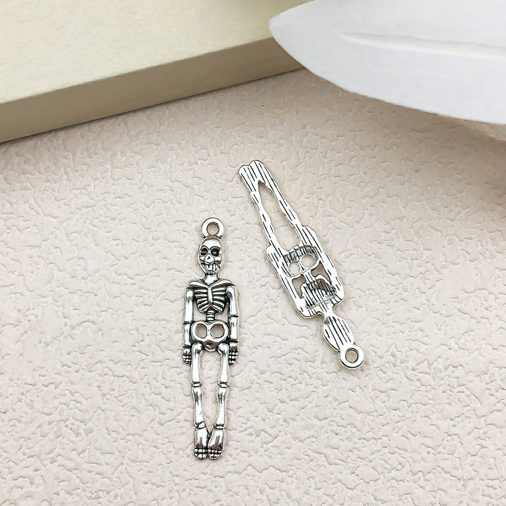 5:1 antique silver Halloween skull frame 9x39mm-15762-1.3g