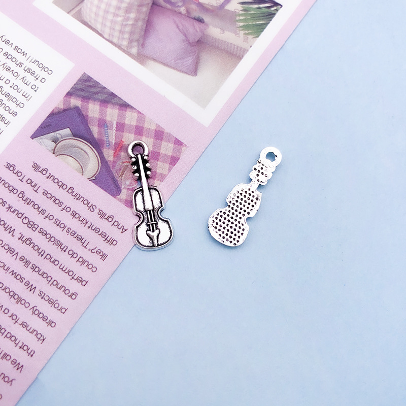 13:1 antique  silver guitar 7.1 x20mm-11207/0.49g