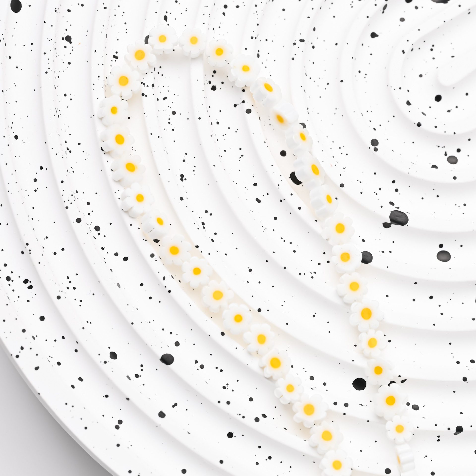 23:White yellow core-2