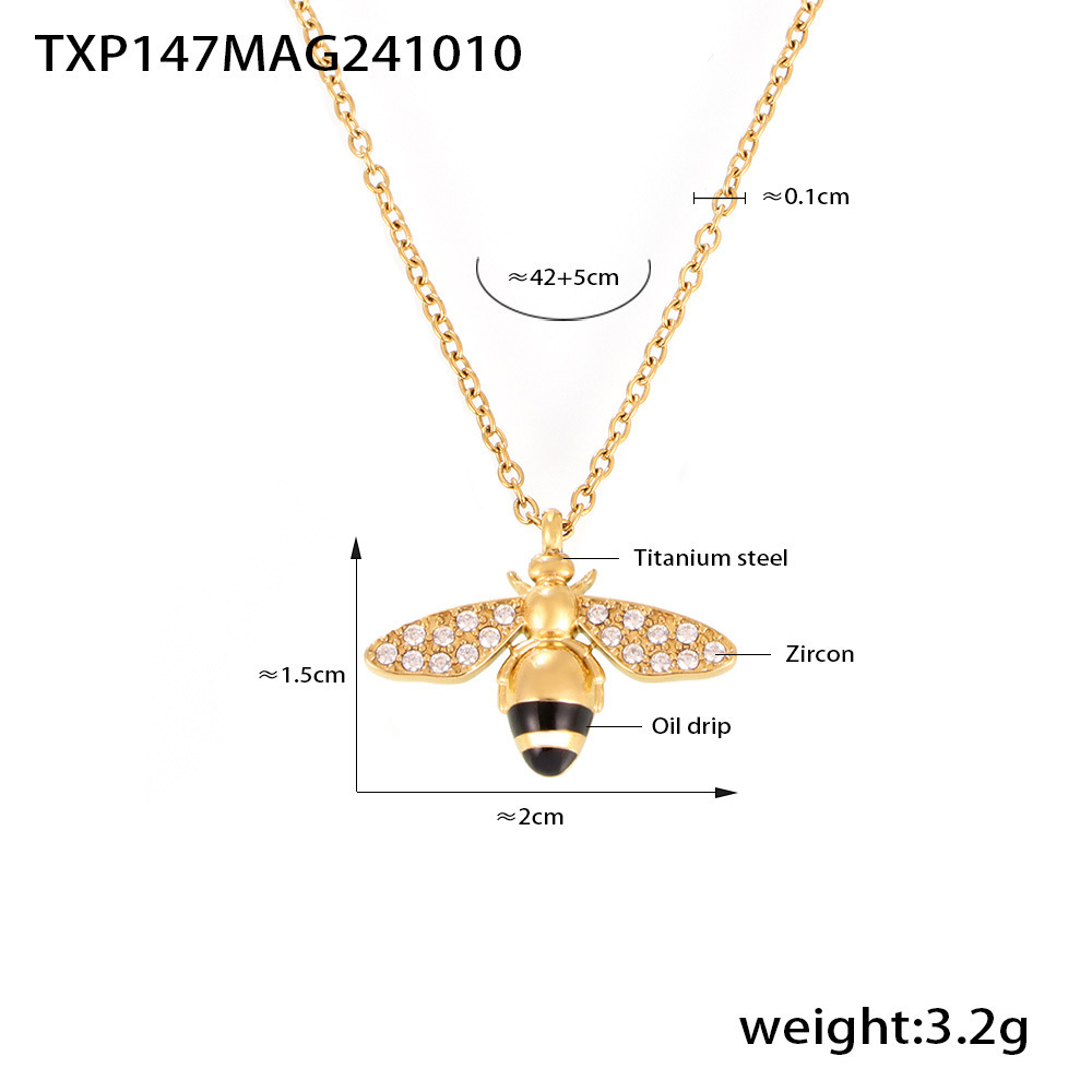 1:Txp147-golden bee necklace