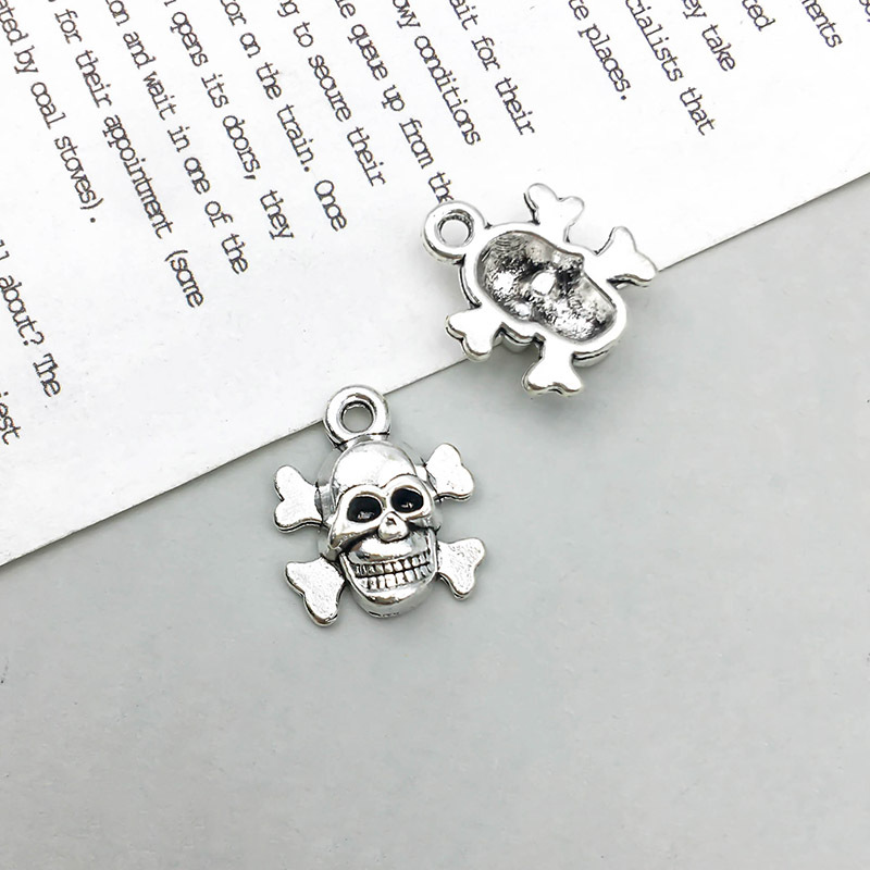 17:1 antique silver skull 12*14mm-1.2g-17369