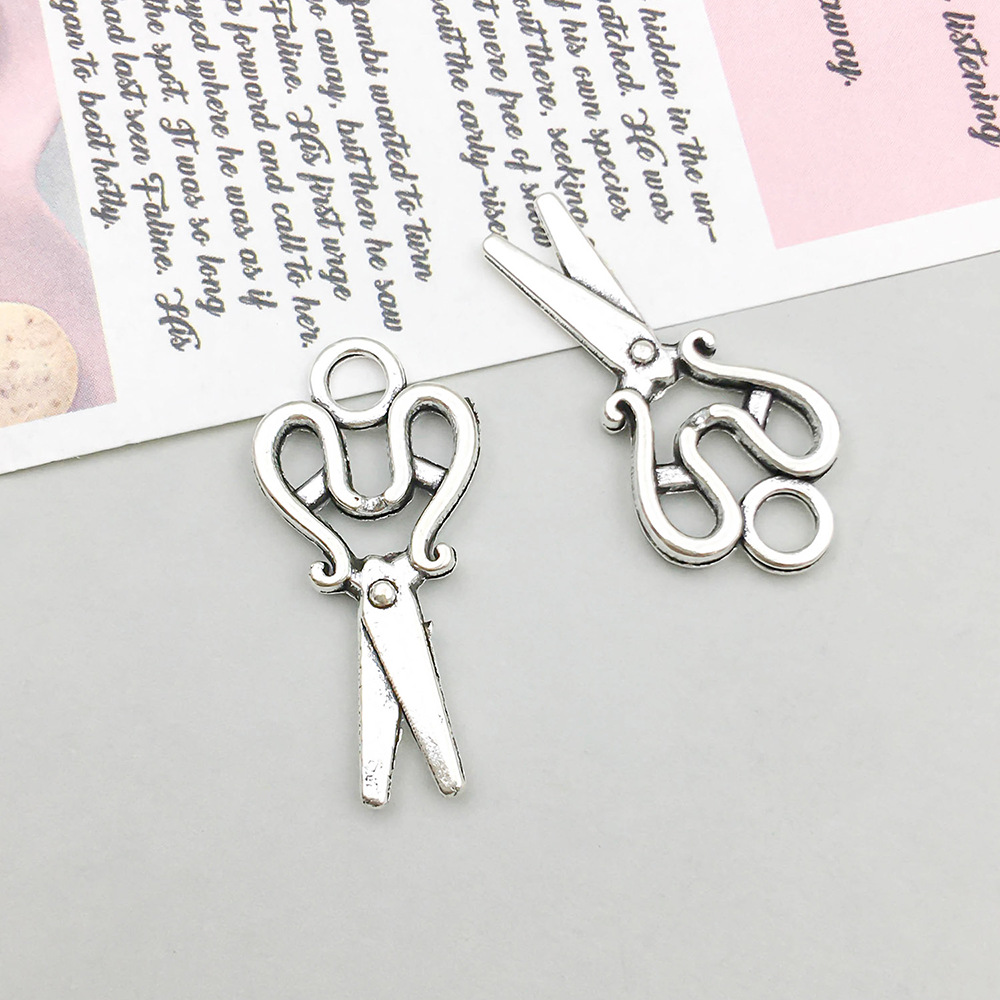 8:1 antique silver scissors 16*26mm-1.2g-11217