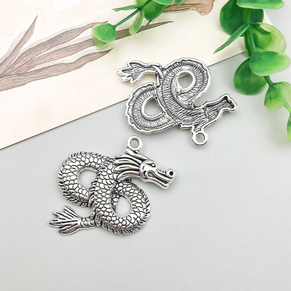 6:1 antique silver chinese style dragon 38*43mm-8.5g-18402