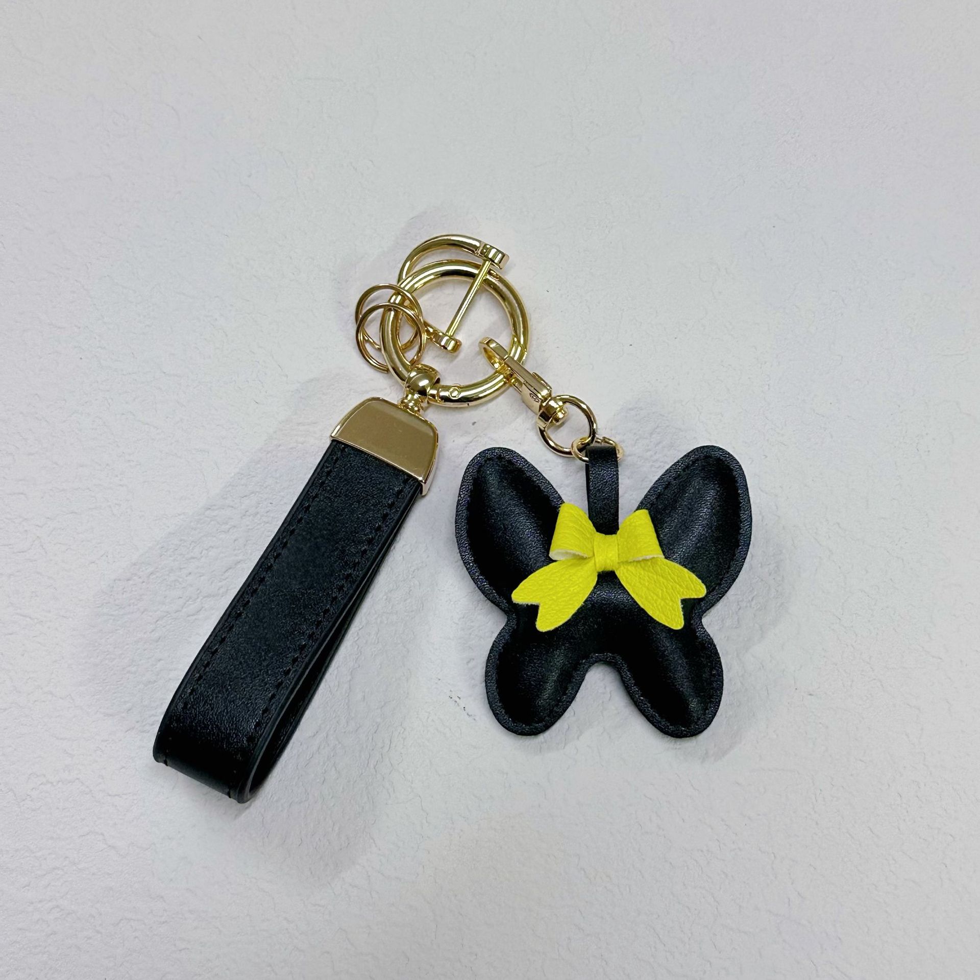 6:Black leather cord