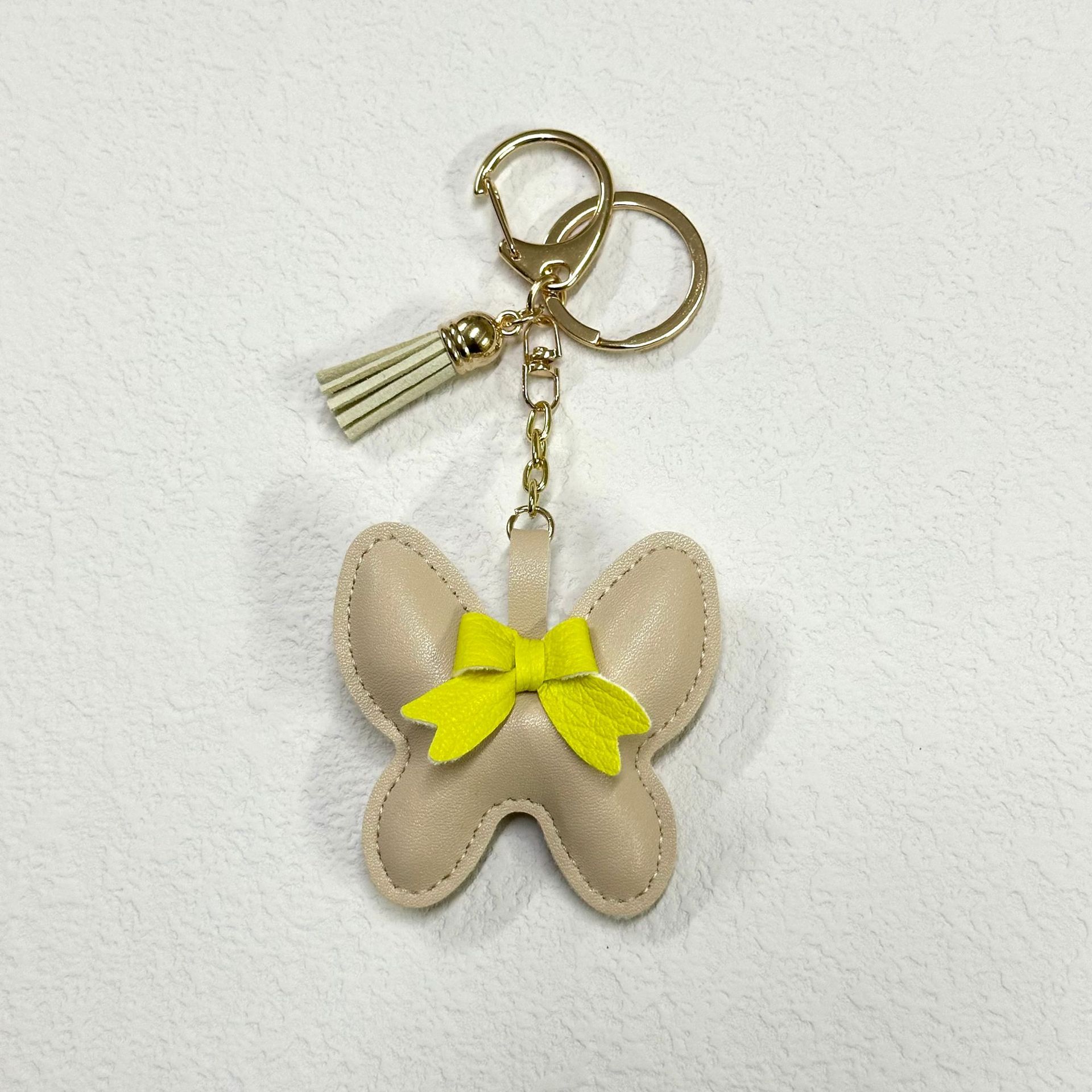 9:Apricot with key ring tassel