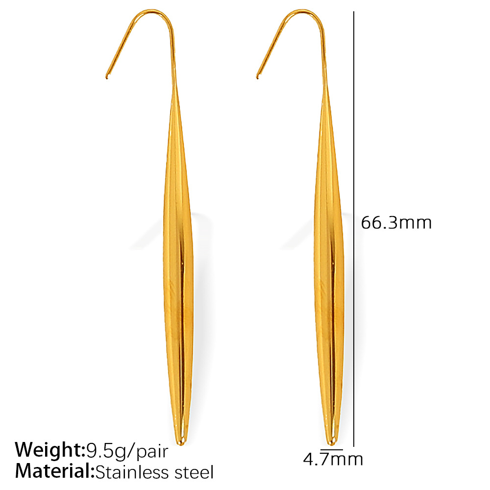 6:EH572 Gold Earrings