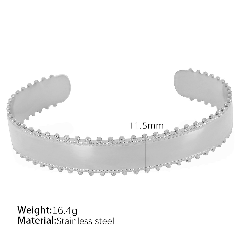 6:SZ82 adjustable silver bracelet