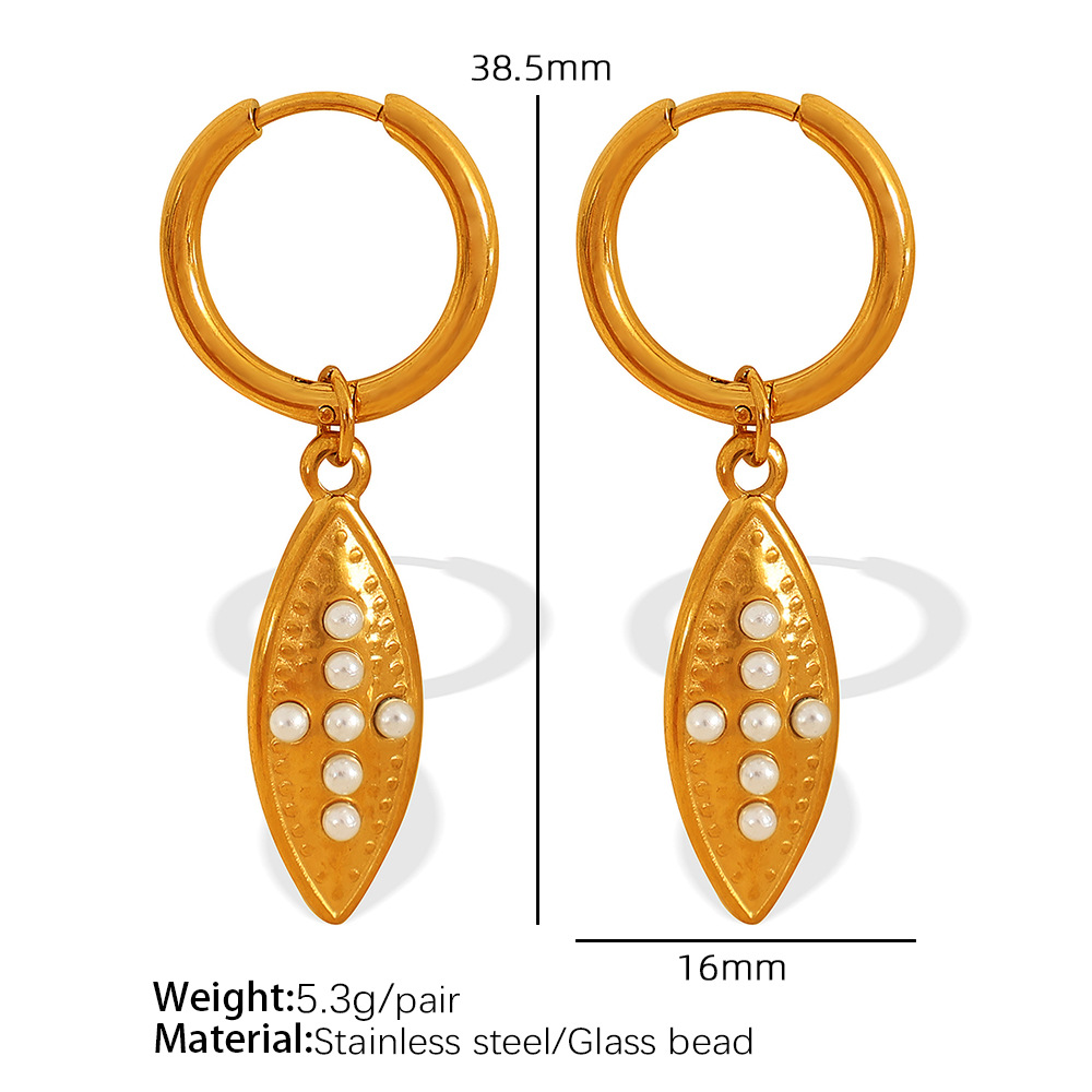 6:EH366 gold earrings