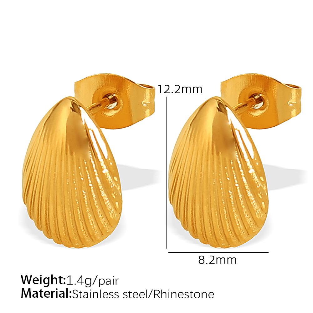 1:EH20 gold earrings