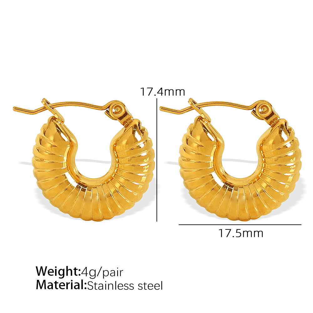1:EH252 gold earrings