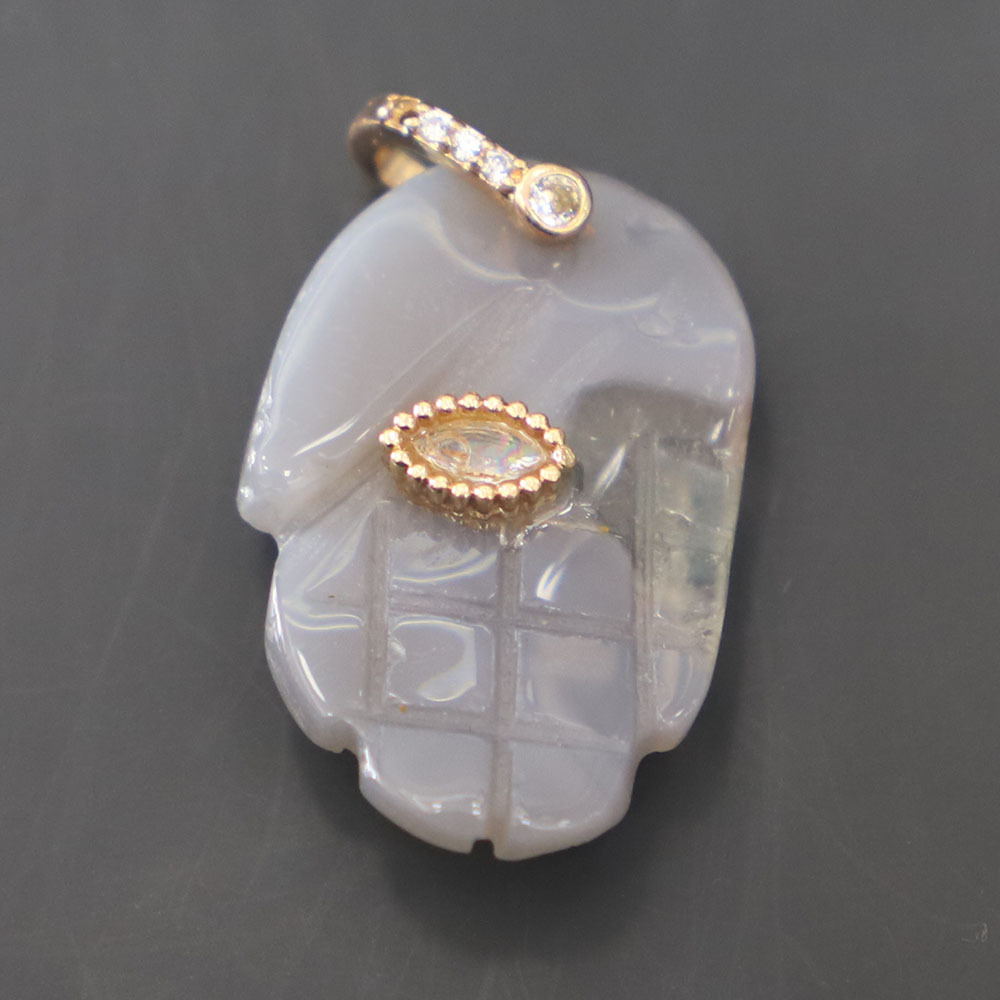 12 grey agate