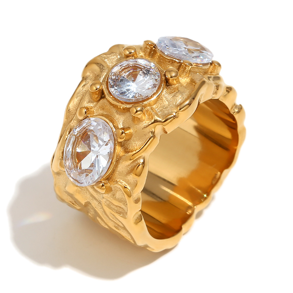 8:8 ring-gold and white-no. 6