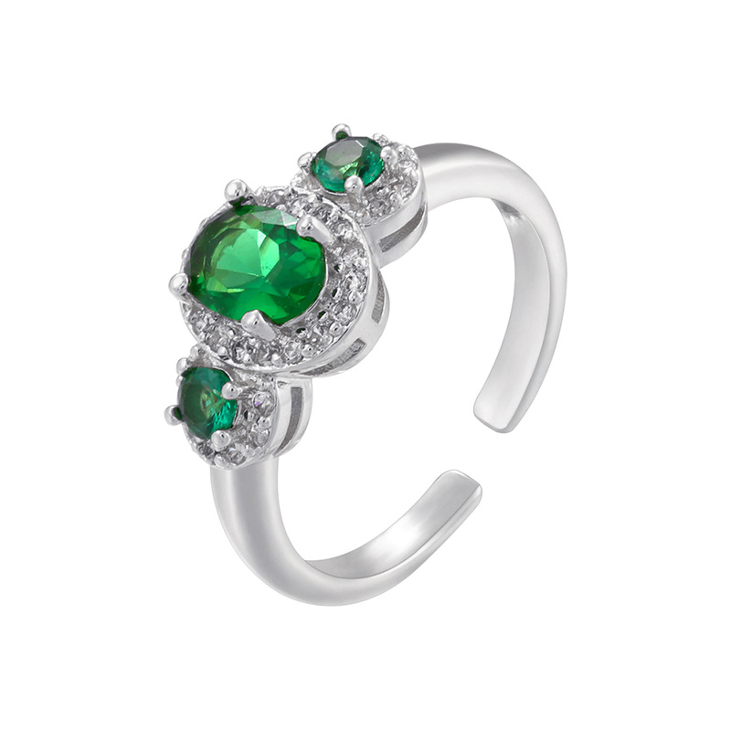 8:White gold green diamond