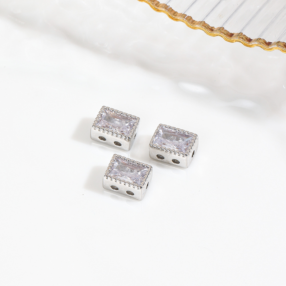 2:Steel color rectangular straight hole accessories