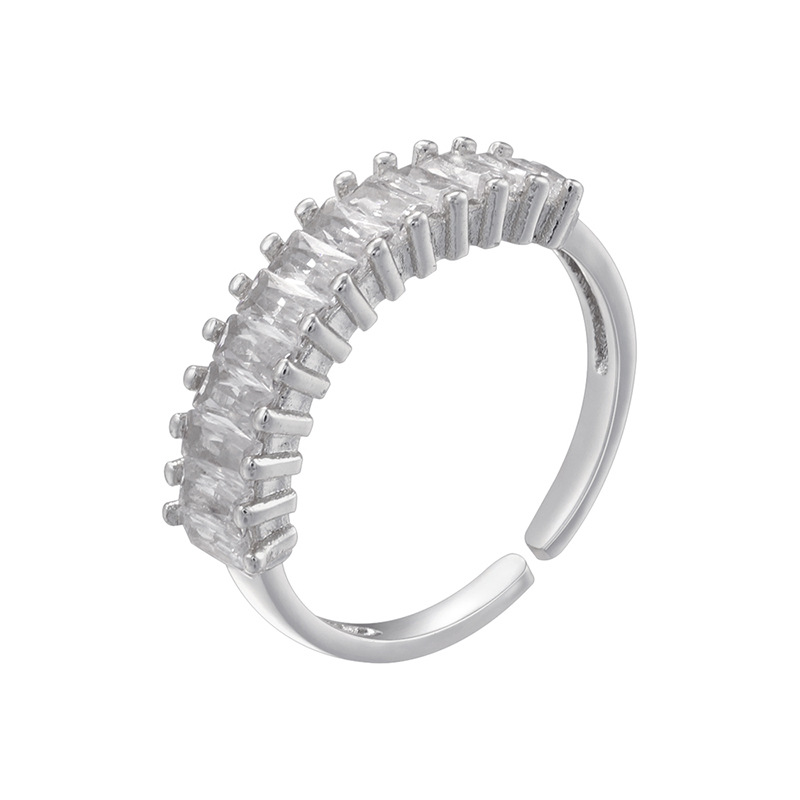 2:Vj728 white gold t square white diamond ring