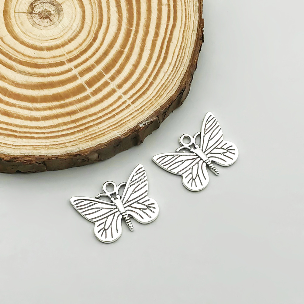 8:1 antique silver butterfly 22*16mm-2g-17315