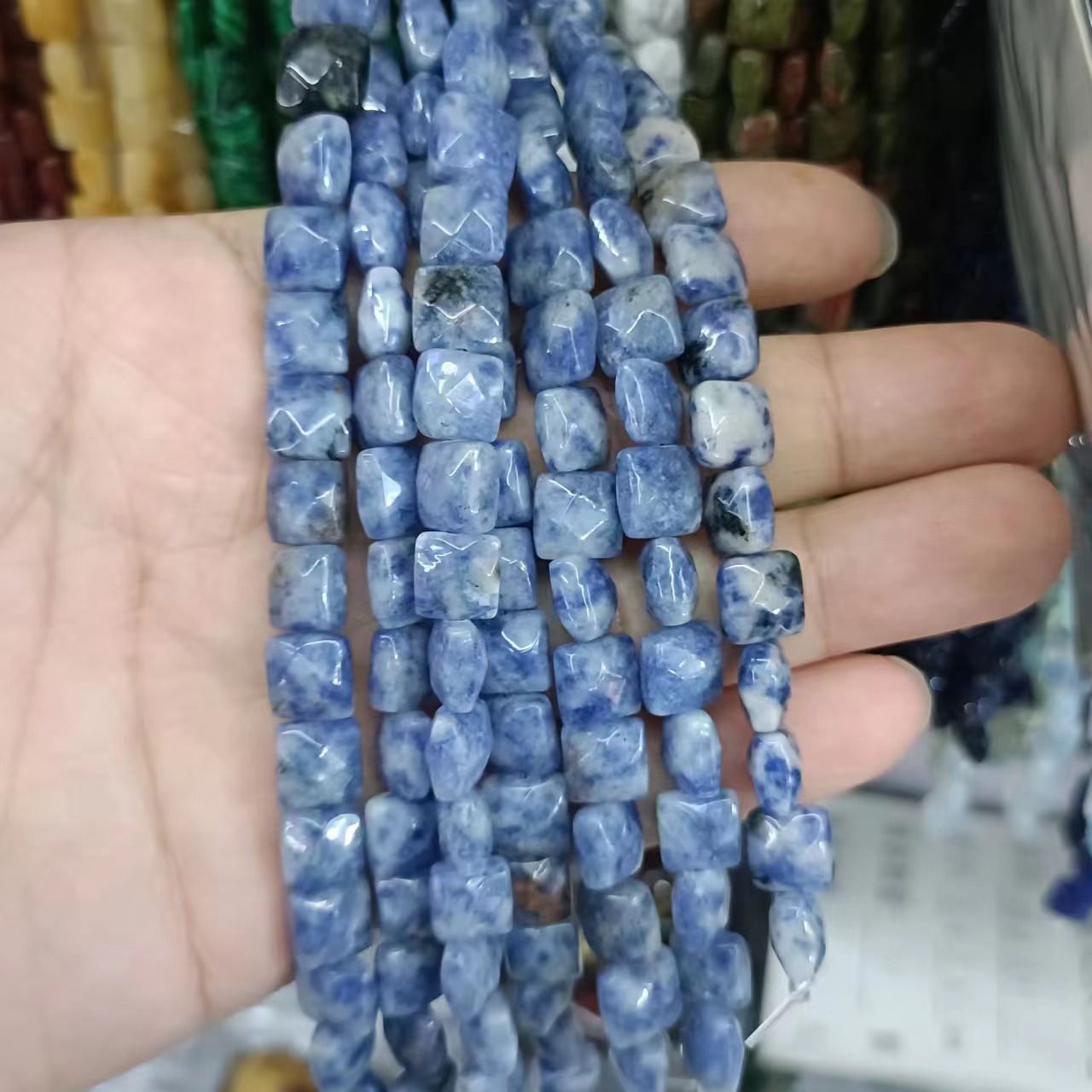 blue sport stone 8*8 * 5mm (about 25 pieces)