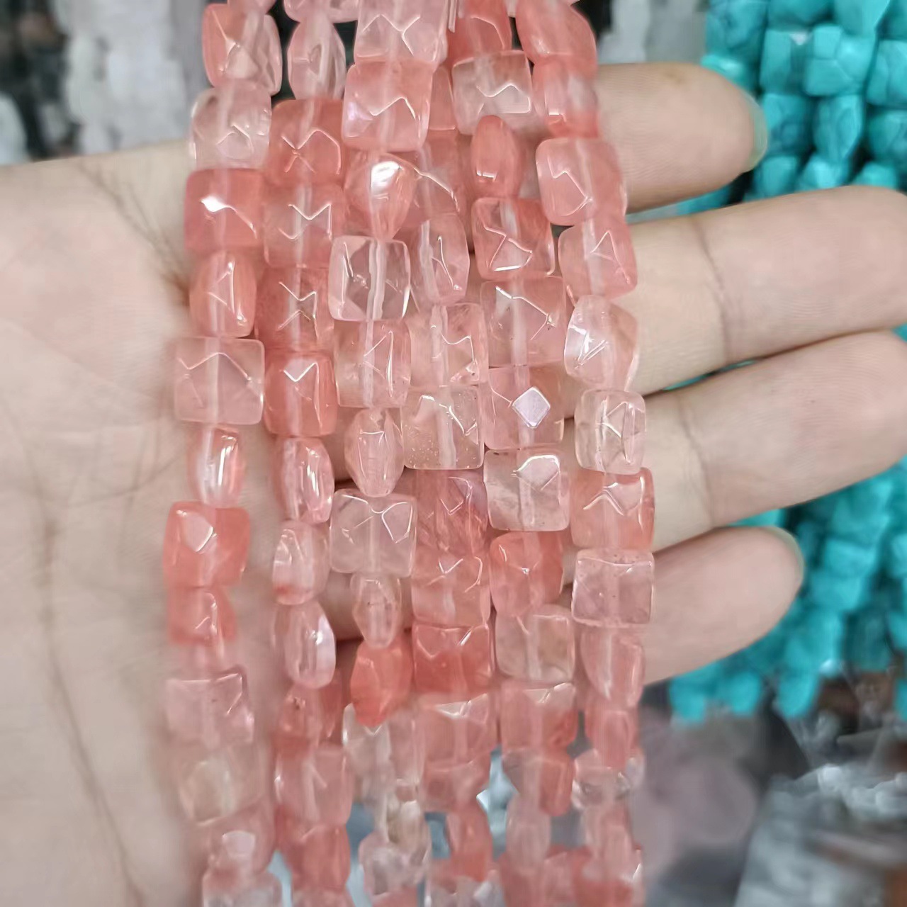 Cherry Quartz 10*10 * 5mm (about 20 pieces)