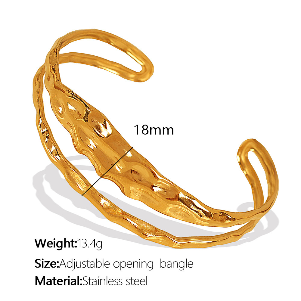3:Sz151 adjustable gold bracelet