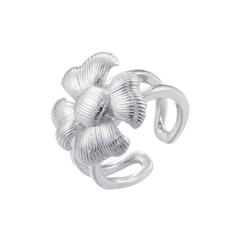 4:Vj734 white gold glossy four-petal flower ring