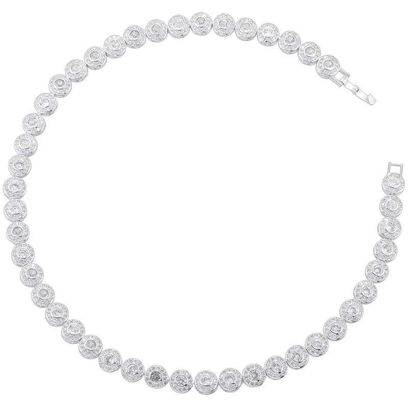 4:White gold 8.5mm round diamond necklace