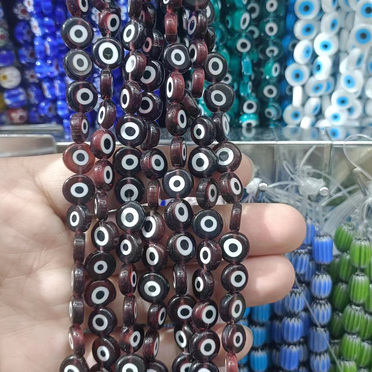 brown 6mm (about 60 pieces)