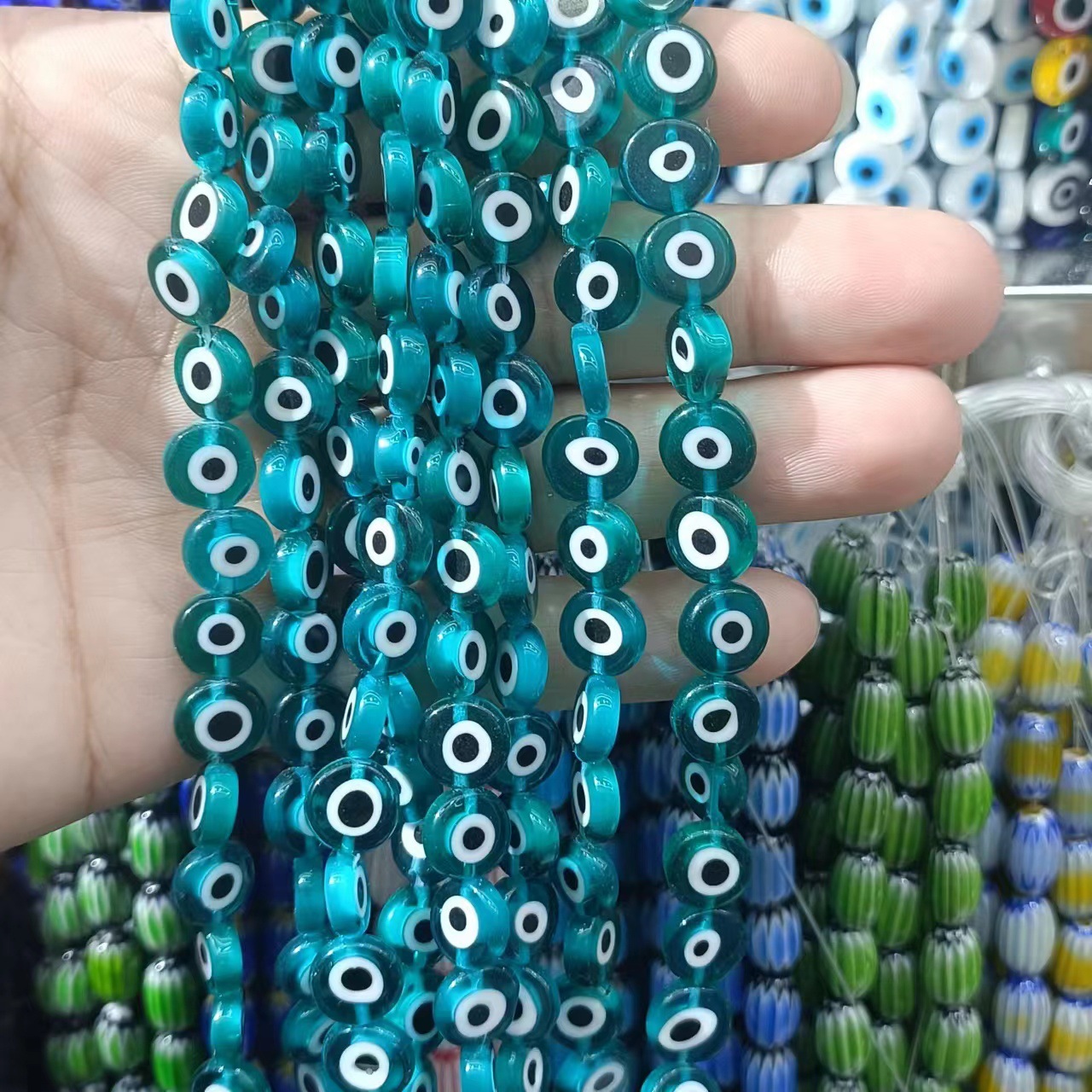 Hole green  6mm (about 60 pieces)