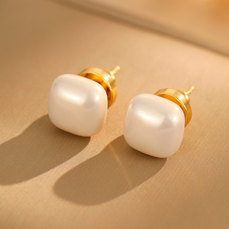 1:Champagne color + original ear plugs