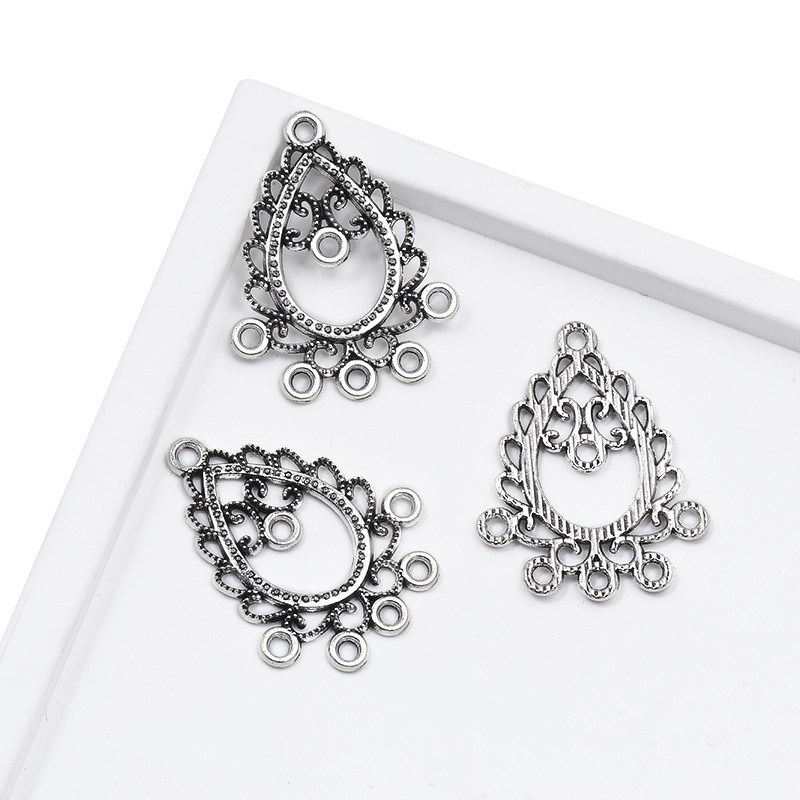 3:Connector 28.5x22mm1.5g