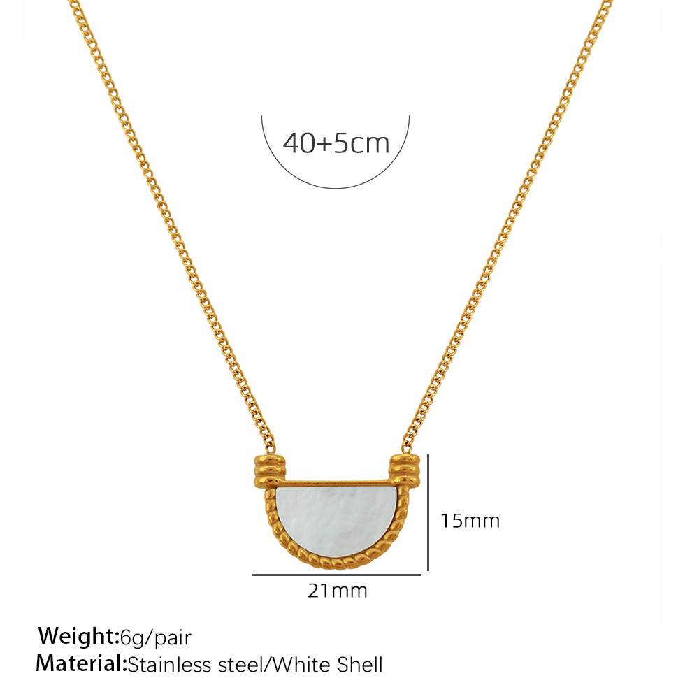 2:XL78 gold necklace