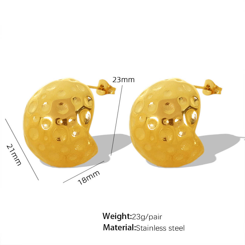 2:EH237 gold earrings