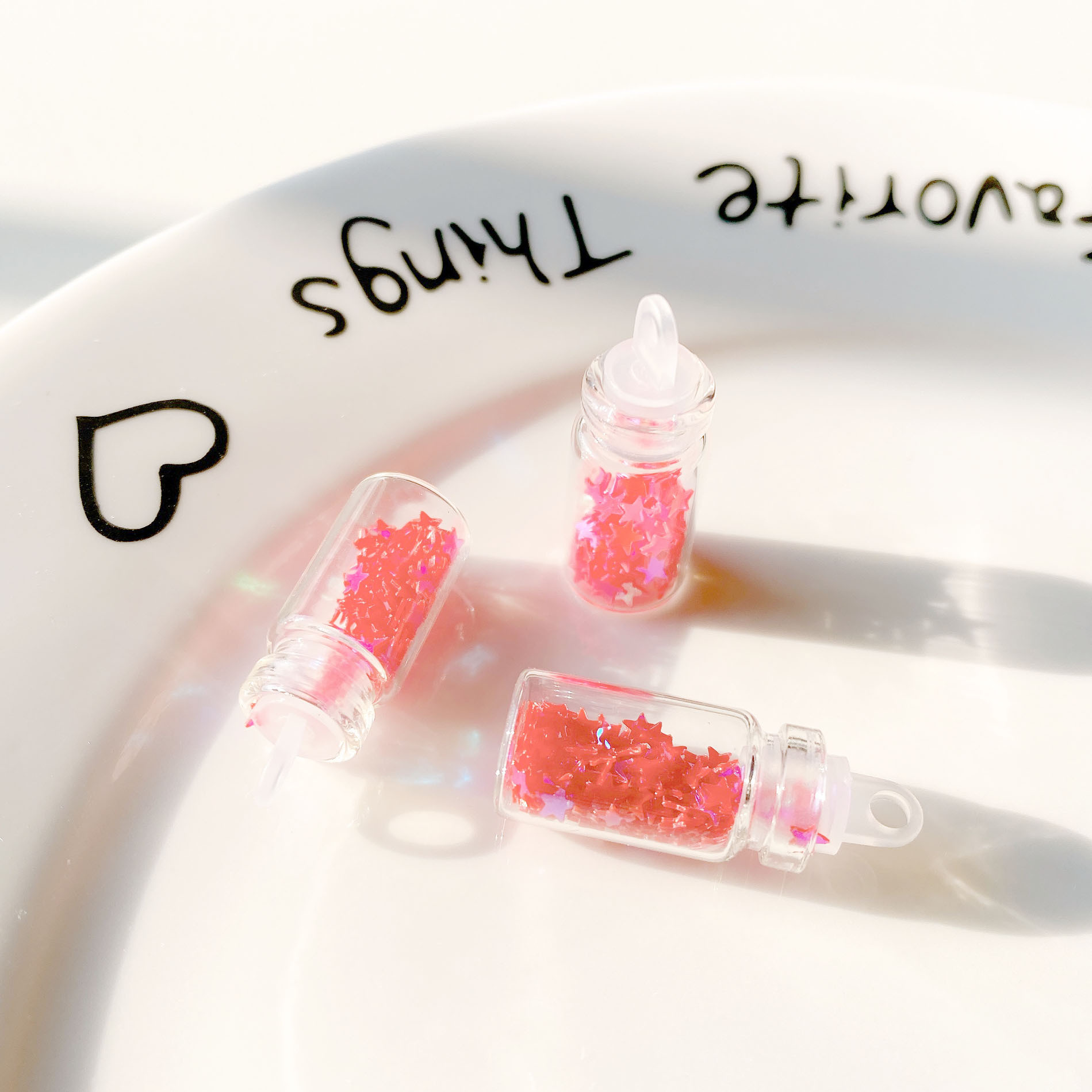 8:Red five-pointed star sequin glass bottle pendant