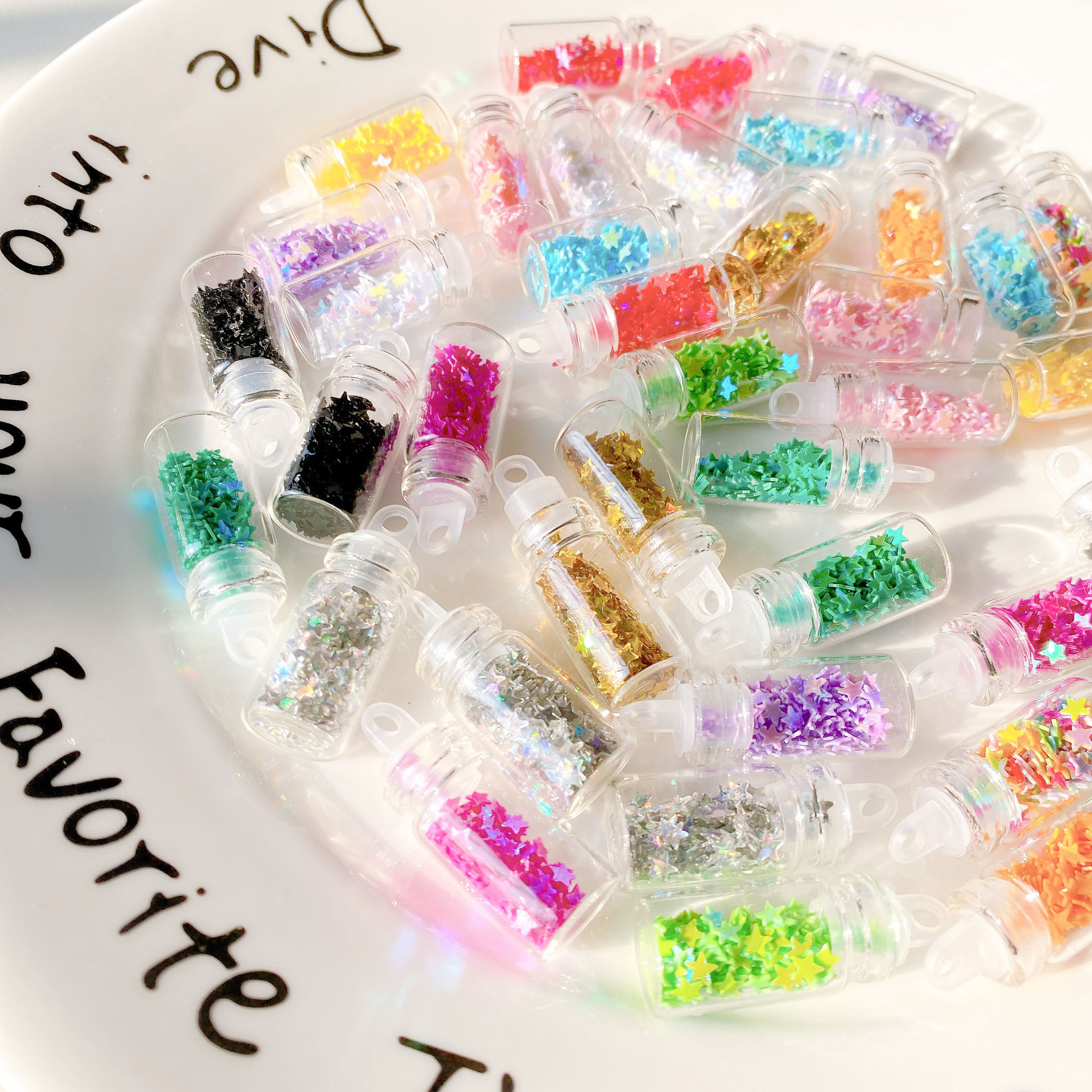 15:Randomly mixed color five-pointed star sequin glass bottle pendant