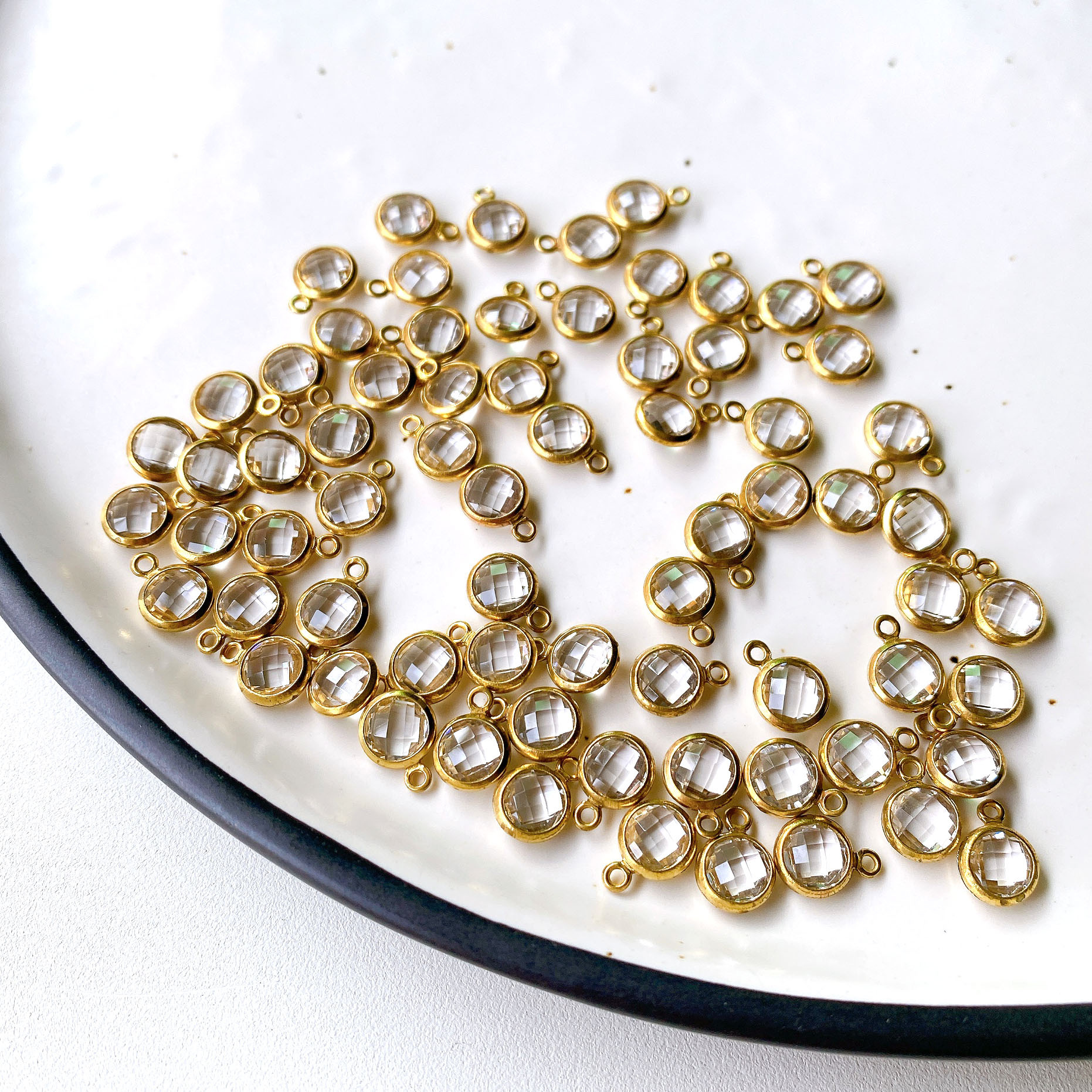 4:April transparent white