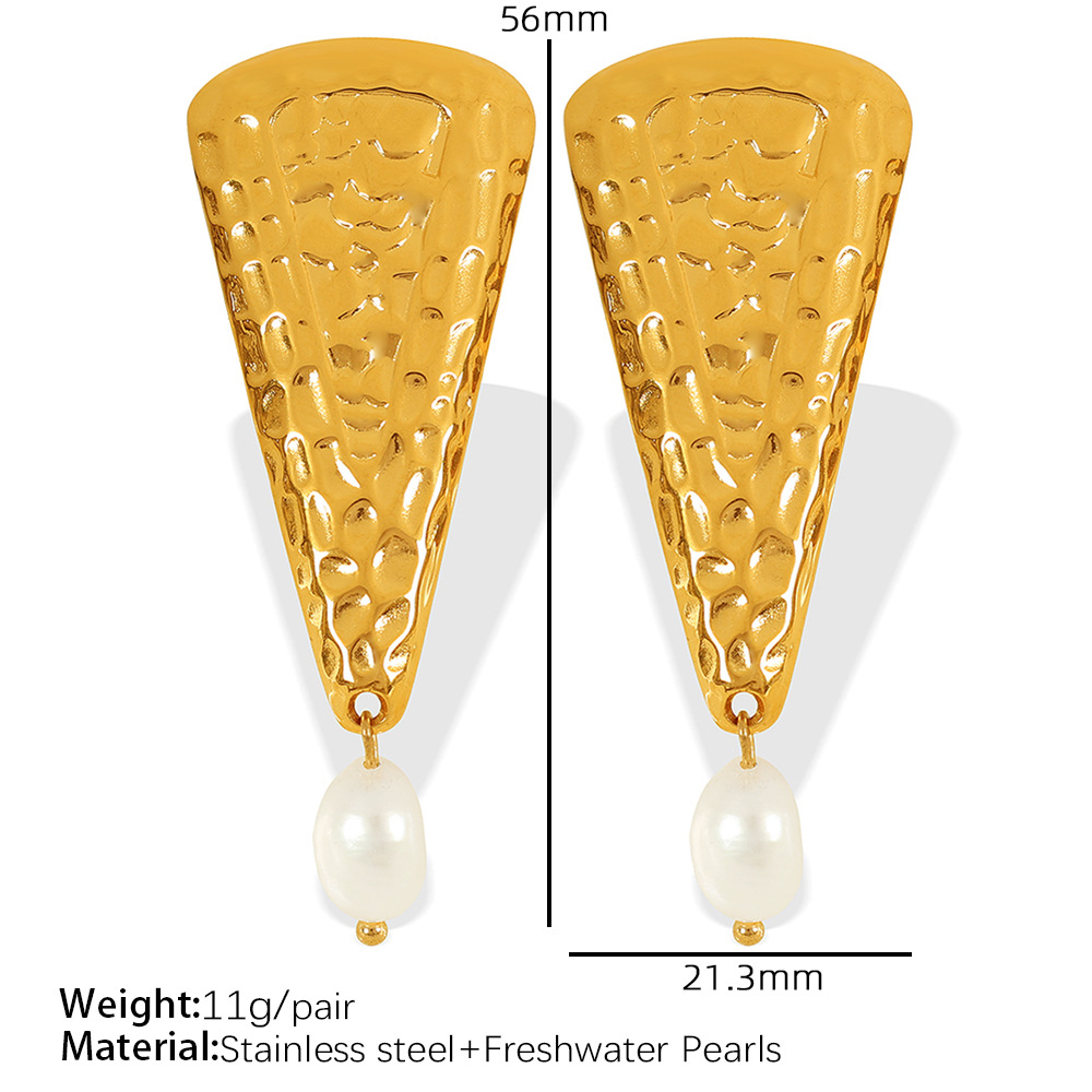 4:EH500 gold earrings