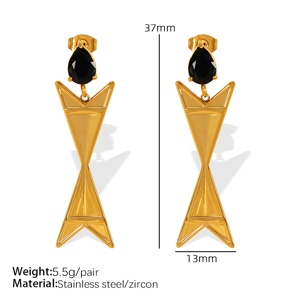 2:EH491 Black Zirconium Gold Earrings
