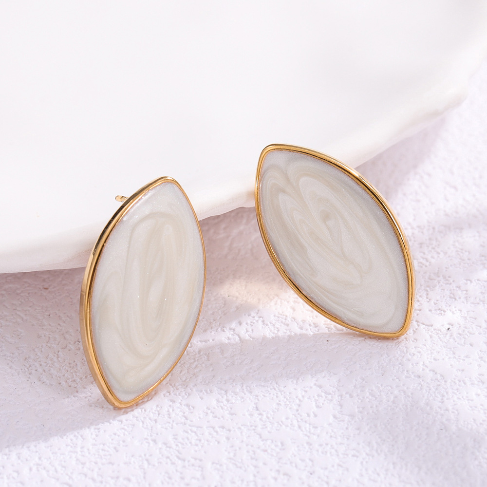 6:Er096 white small size