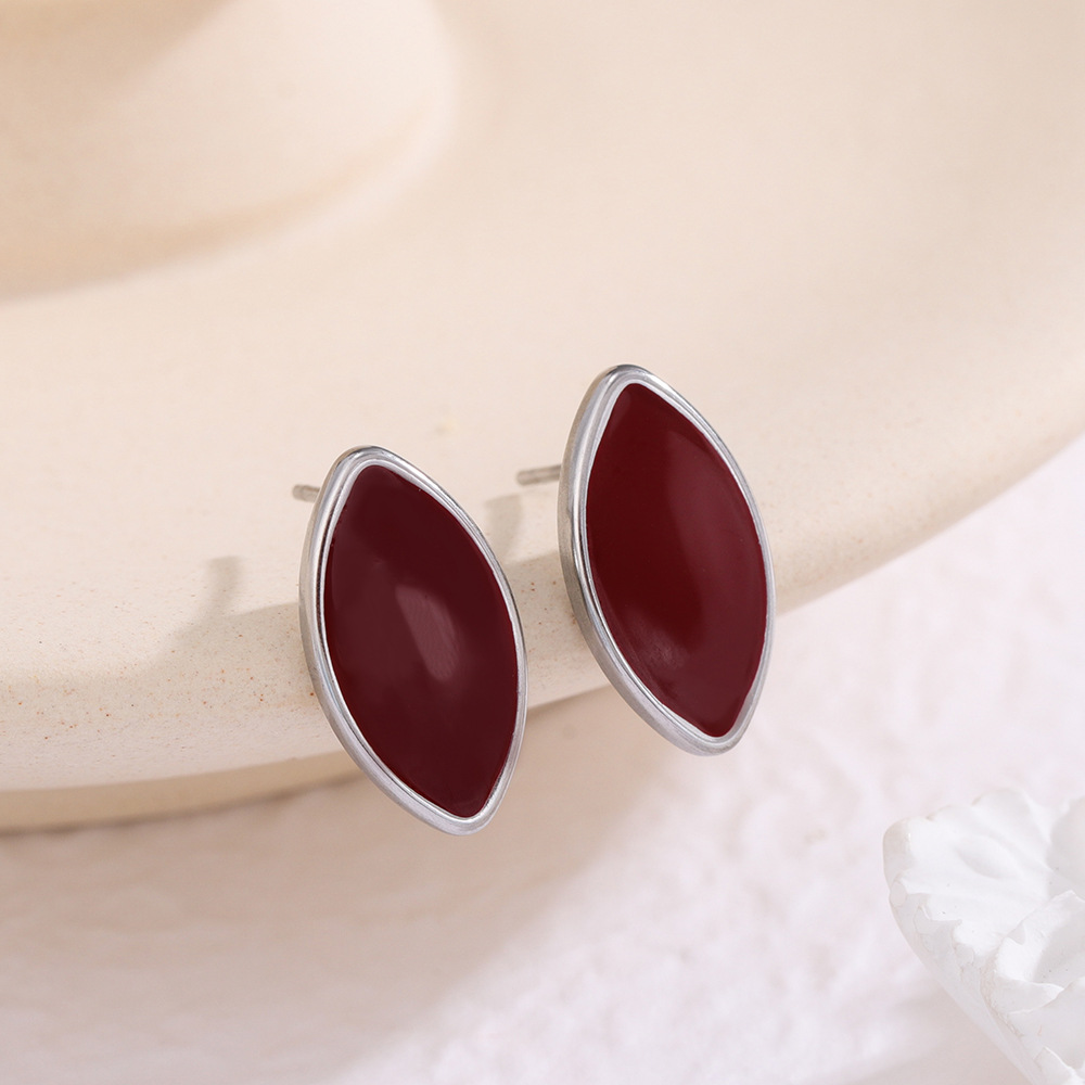 10:Er096 steel   red trumpet